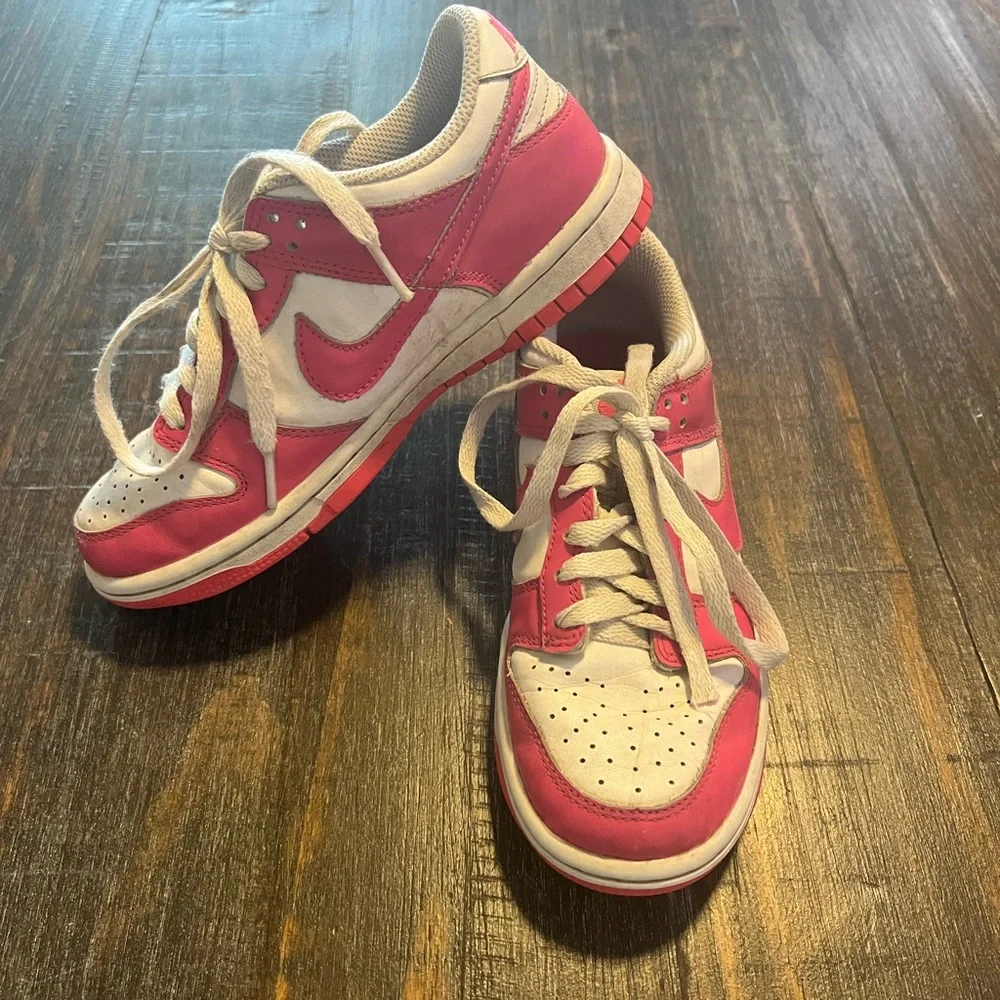 Nike Kids Pink and White Sneakers